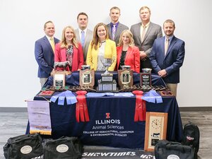 Livestock Judging Team with award